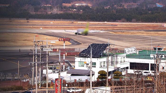 "사천공항, 콘크리트 턱에 더 짧은 안전구역"